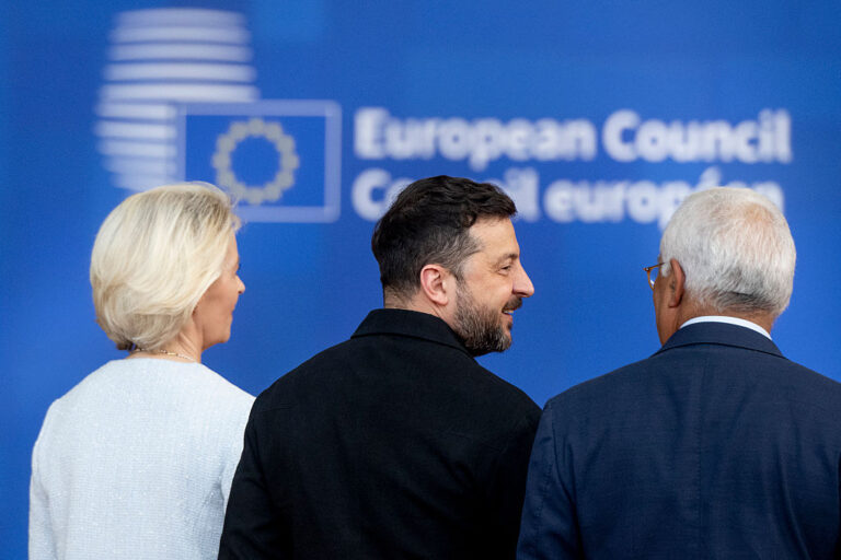 L’Ukraine et la Moldavie avancent vers l’adhésion à l’UE avec un focus sur la politique étrangère.