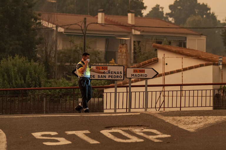Fumée et chaleur : l’Europe alerte sur les risques pour la santé publique