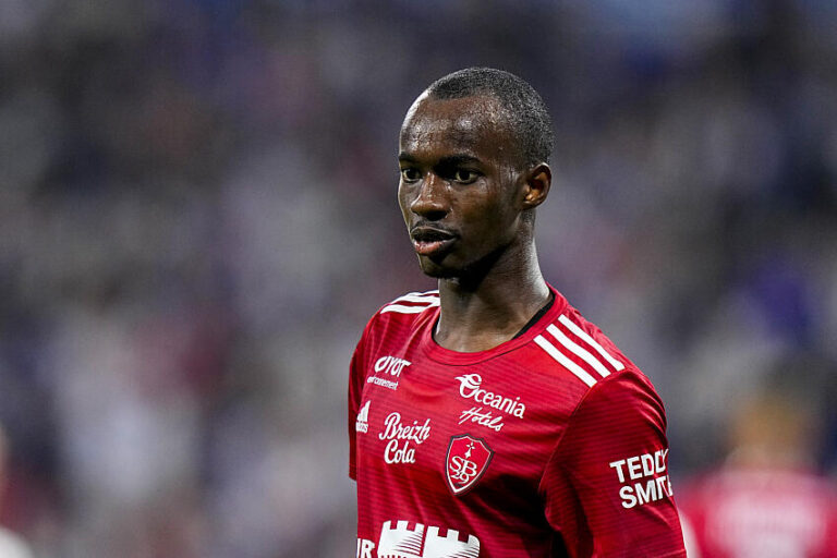 L’OM enregistre l’arrivée d’un milieu offensif de 23 ans dans son effectif.