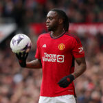 Manchester United renforce son effectif, Liverpool en position d&rsquo;attente.