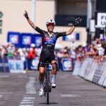 Célia Géry remporte le maillot tricolore lors de la course en ligne de cyclisme.