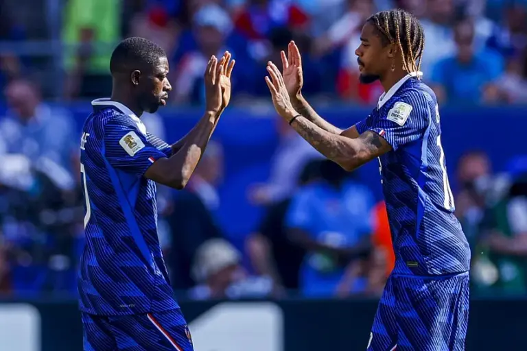 France et Espagne : compositions probables avec Barcola et Tchouaméni pour le match.