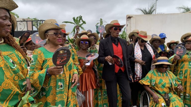 Cameroun : une caravane organisée pour dénoncer les violences faites aux femmes