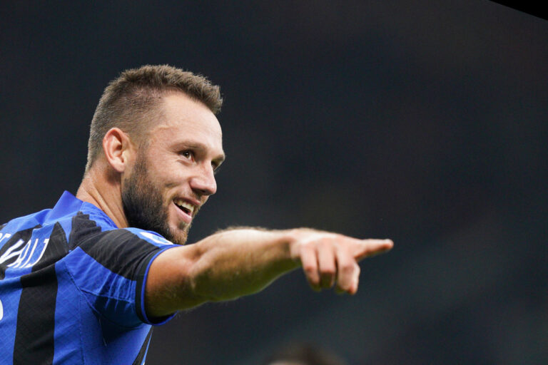 L’Inter Milan annonce le départ de quatre joueurs clés de son effectif.