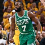 Jaylen Brown critique la NBA après son transfert inattendu à Philadelphie