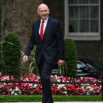 John Healey nommé à la tête du Trésor britannique après sa démission du gouvernement Starmer