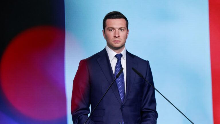 Jordan Bardella propose un gouvernement d’union nationale en cas de victoire en 2027.