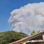 Incendie dans le Var : 180 hectares brûlés, 615 pompiers mobilisés et habitants évacués.