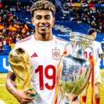 Lamine Yamal, joueur du FC Barcelone, redéfinit le football espagnol avec son talent précoce.