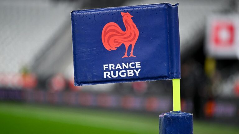 Rugby : la fédération française retrouve l’équilibre financier avec des comptes positifs.