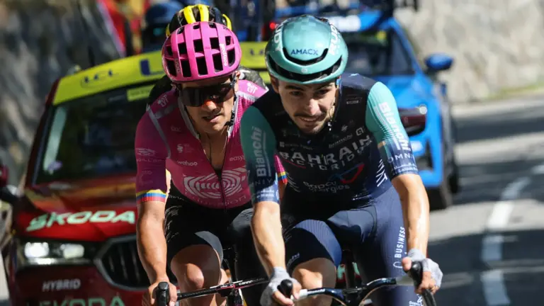 Lenny Martinez répond à Richard Carapaz après les critiques sur l’Alpe d’Huez