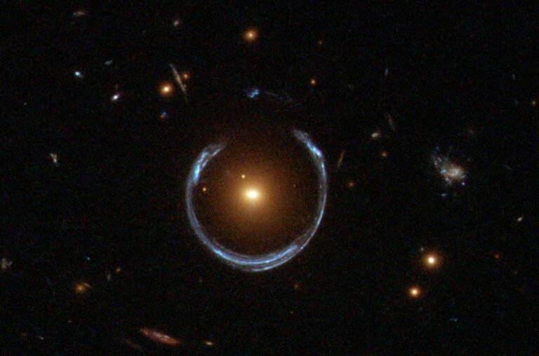 Un trou noir de 36 milliards de soleils remet en question une loi astrophysique établie.