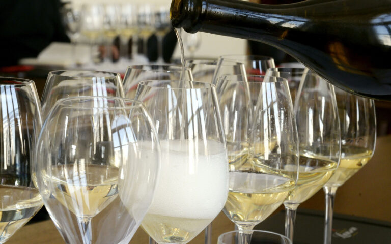 Les vignerons de Champagne réduisent leurs rendements pour la vendange 2026.