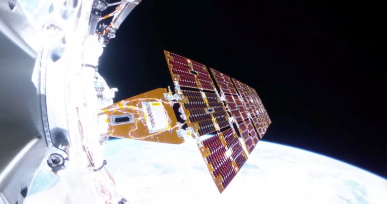 NASA face à un défi : un robot de sauvetage de satellite devient incontrôlable