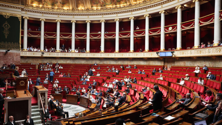 Budget rectificatif nécessaire face à l’incontournable déficit public en France.