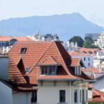 Baisse des prix immobiliers : -10% au Pays Basque et -25% dans les Yvelines.