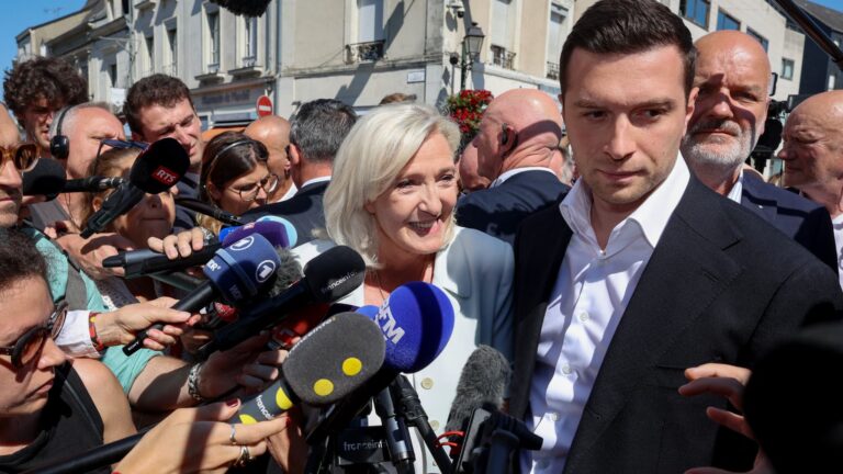 Jordan Bardella se prépare à un rôle de Premier ministre, selon Sébastien Chenu.