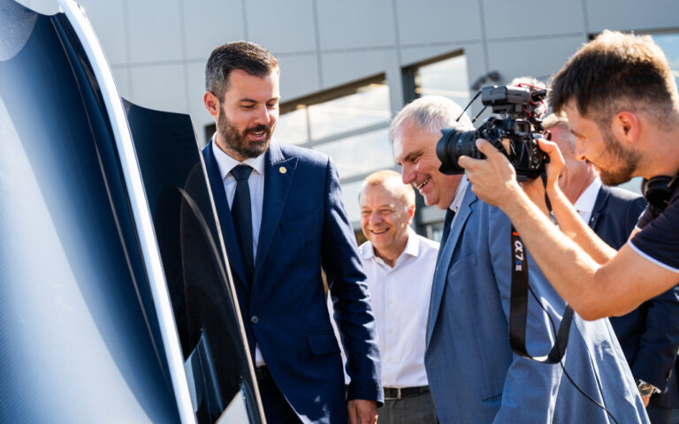 Bugatti établit sa « Manufacture » pour renforcer sa présence en Alsace.