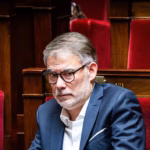 Olivier Faure confirme qu’il ne démissionne pas et s’exprimera sur sa candidature à la primaire du PS.