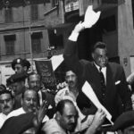 Nationalisation du canal de Suez par l’Égypte entraîne des tensions internationales croissantes.