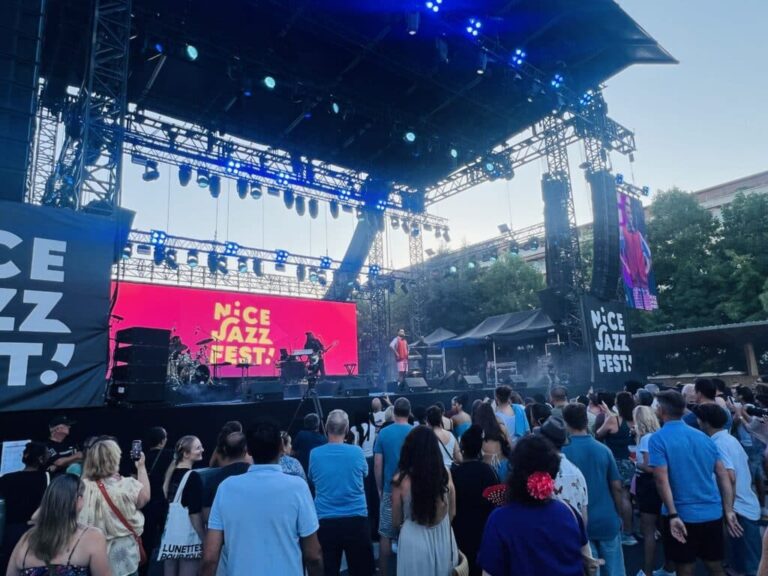 Nice Jazz Fest attire 26 000 spectateurs pour une édition réduite en raison de contraintes logistiques.