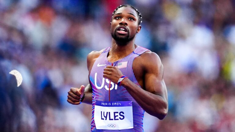 Noah Lyles réalise un temps de 9.79 sur 100m aux championnats US, son meilleur personnel.