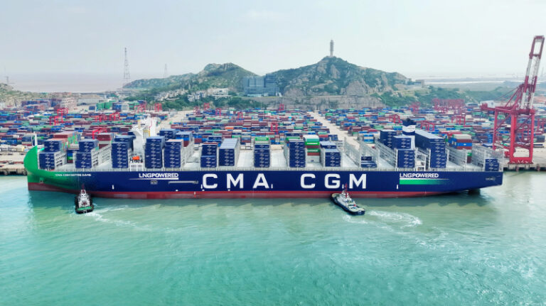 Baptême du CMA CGM Notre-Dame au Havre, un nouvel ajout pour le secteur maritime français