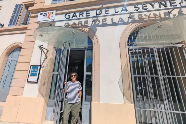 Inauguration d’un tiers-lieu à La Seyne : Fablab, arts et emploi au programme.