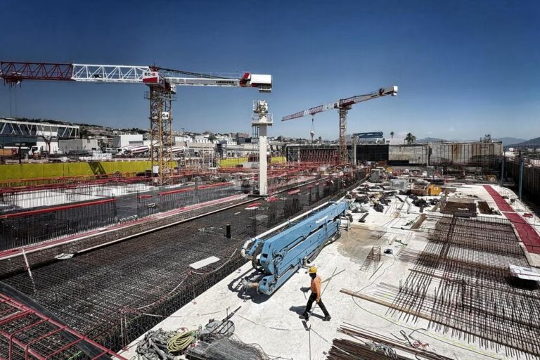 Visite du chantier de la future station d’épuration moderne à Nice par la Métropole.