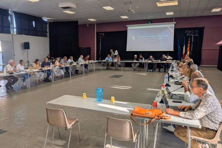 L’agglomération Provence verte acquiert un immeuble à Brignoles pour un projet de développement.