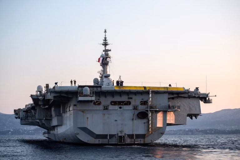 Mission des forces aériennes françaises au-dessus du détroit d’Ormuz : présence sans engagement militaire.