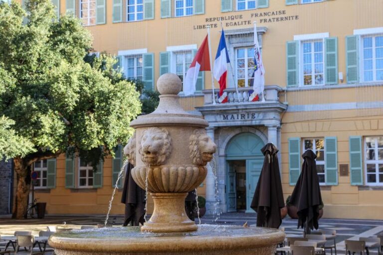 OQTF non exécutée : la banderole de Rachline retirée par le préfet à Fréjus.