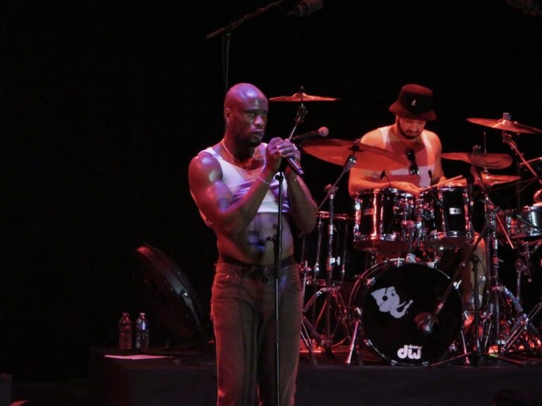 Nice Jazz Fest conclut une édition ambitieuse avec des performances marquantes et diversifiées.