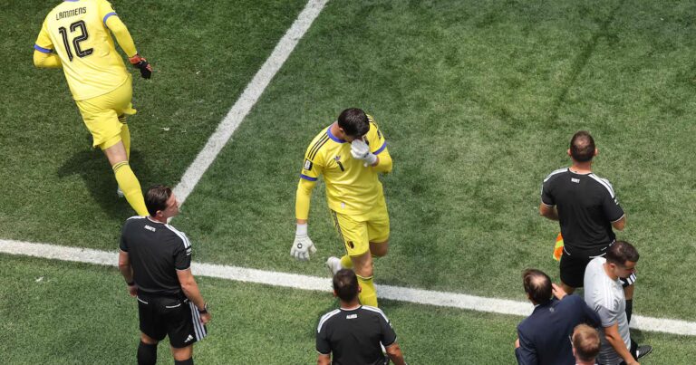 Thibaut Courtois évoque les défis rencontrés par l’équipe lors de l’interview d’après-match.
