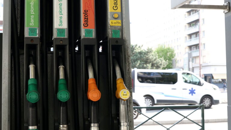 Carburants : le gouvernement élargit son aide aux entreprises de transport public