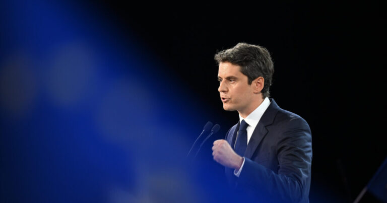 Réduction du nombre de fonctionnaires : Gabriel Attal change de cap sur la politique publique.