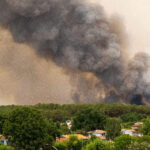 Feu incontrôlé en Gironde : les élus s&rsquo;inquiètent de la progression vers le bassin d&rsquo;Arcachon.
