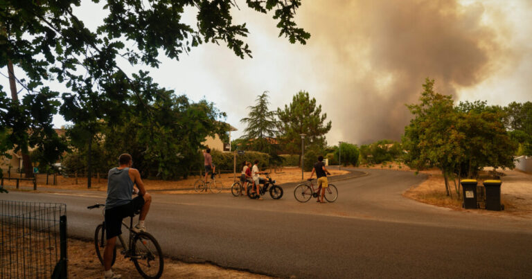 Incendie au Cap-Ferret : 10 000 hectares touchés, 80 maisons détruites, 40 000 évacués