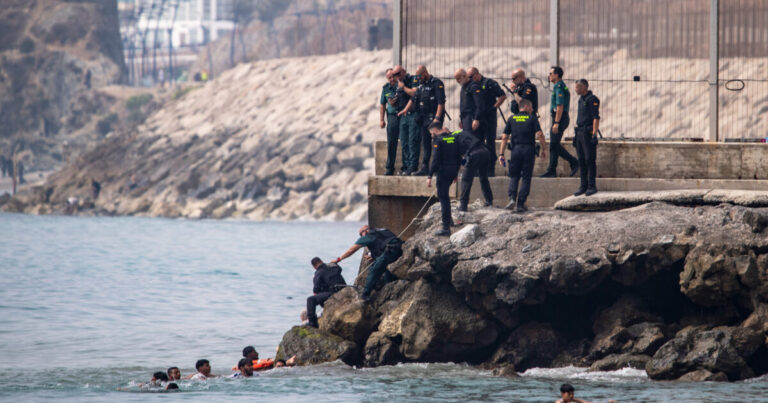 Crise migratoire à Ceuta : l’exclusion d’un membre de l’espace Schengen en débat.