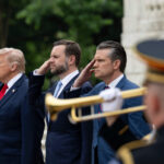 « Le boys band masculiniste de Trump soulève des questions sur la virilité et la politique »
