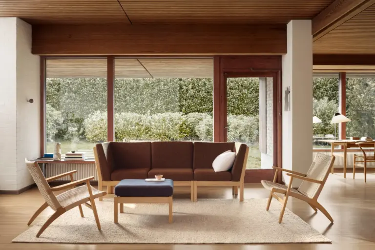 Le design danois de Carl Hansen & Søn met en avant un savoir-faire traditionnel.