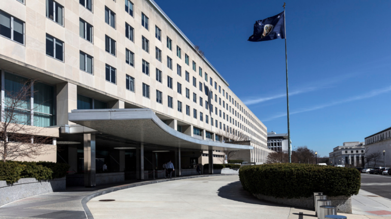 Le département d’État avertit les Américains au Moyen-Orient d’un potentiel départ d’urgence.