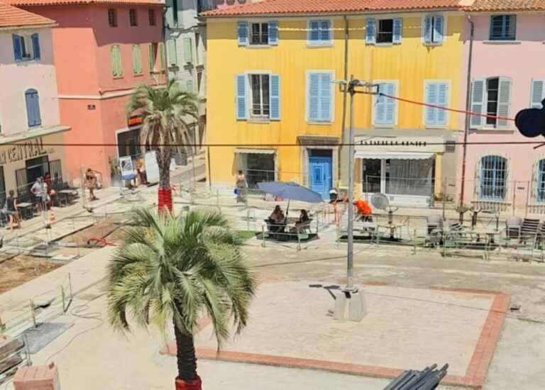 Travaux au centre-ville de La Seyne-sur-Mer, les commerces maintiennent leur activité.