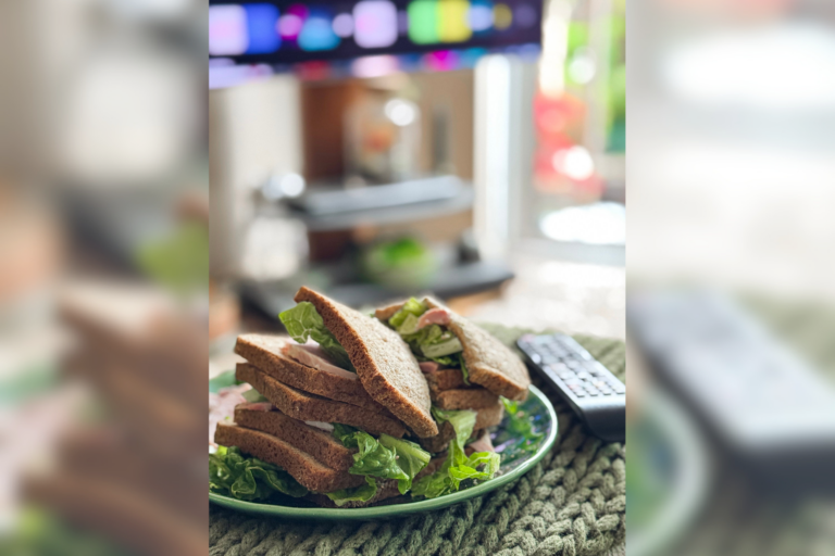 Remplacement du fast-food par des options moins grasses et moins salées en France.
