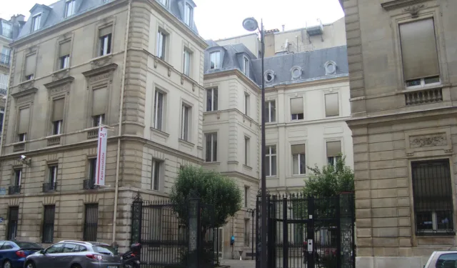 L’affaire Urba : l’amnistie des partis politiques en France suscite des tensions.