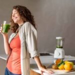 Un jus de fruit pourrait améliorer la qualité du sommeil selon des études récentes.