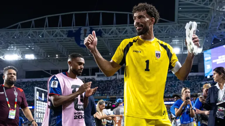 Mercato : Vozinha, héros du Cap-Vert au Mondial, signe avec Colo Colo au Chili.