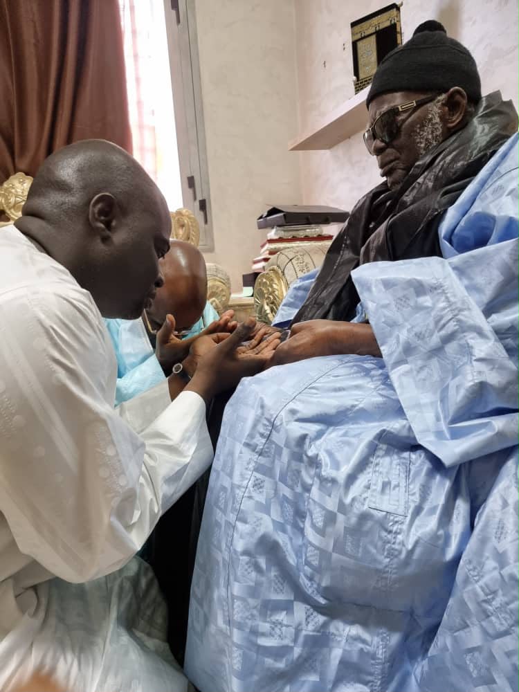 Khadim Ba en détention : Oumar Faye évoque ses liens avec Touba et interroge le Président Diomaye.