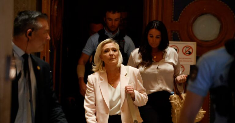 Justice : Marine Le Pen, DSK et François Fillon face à de nouvelles accusations judiciaires.