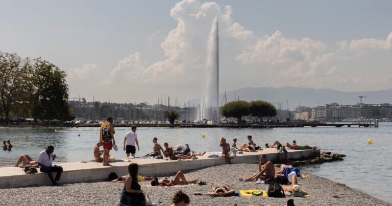 Canicule en Europe : plusieurs villes autorisent de nouveau la baignade.